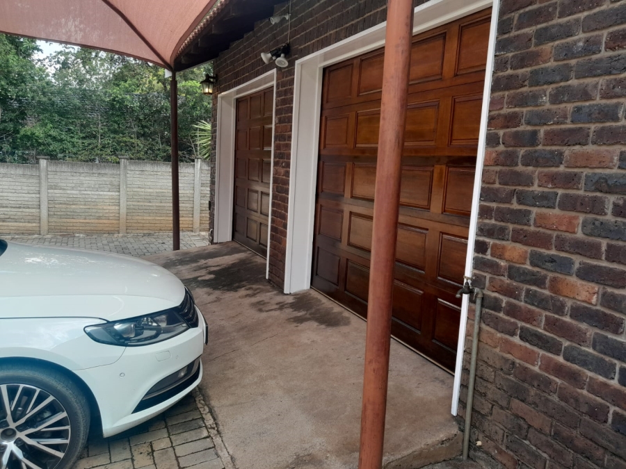 5 Bedroom Property for Sale in Cashan North West